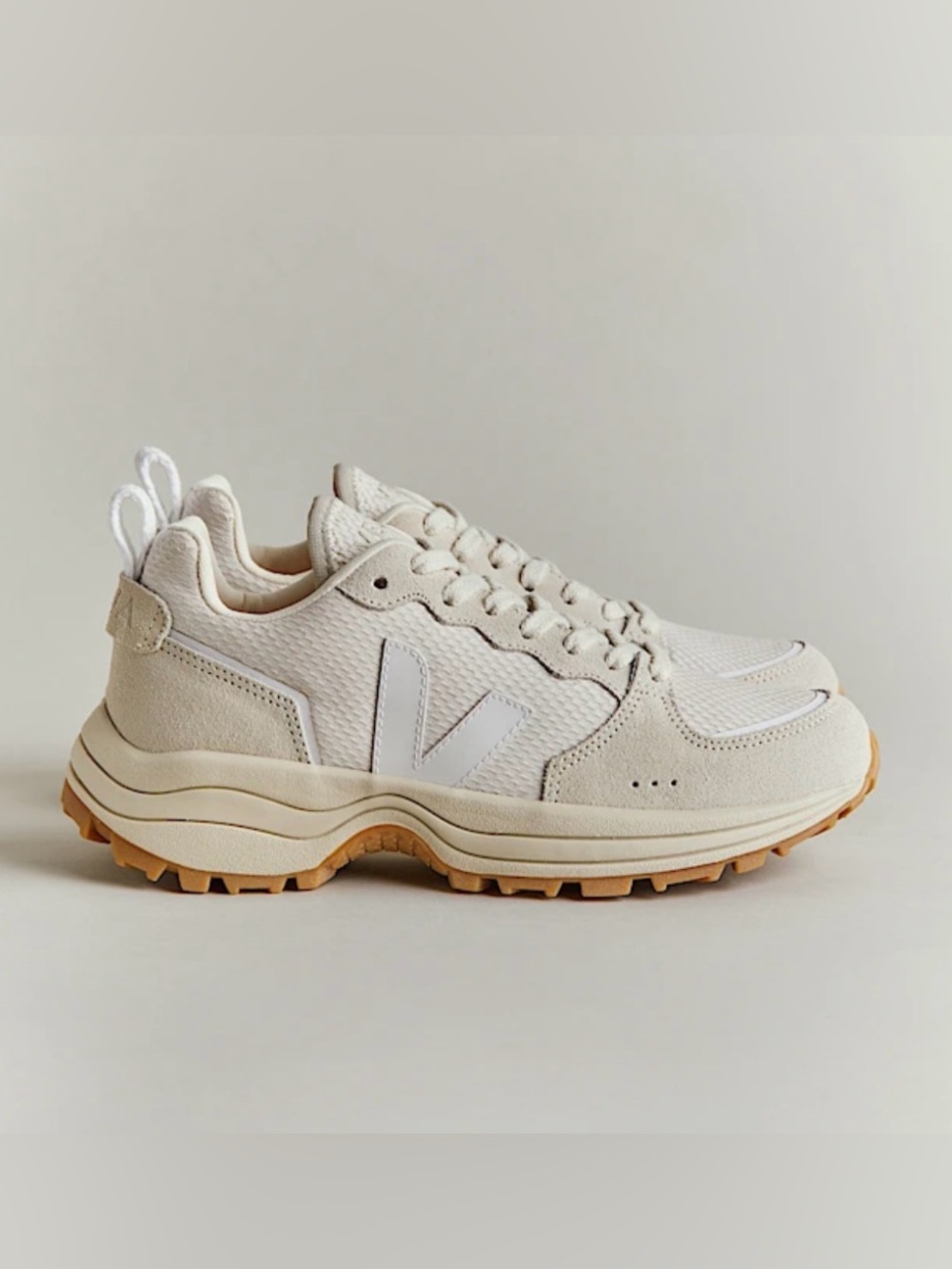 Veja Womens Venturi Cream and Gum Trail-Style Sneakers
